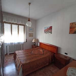 Camera con letto queen size